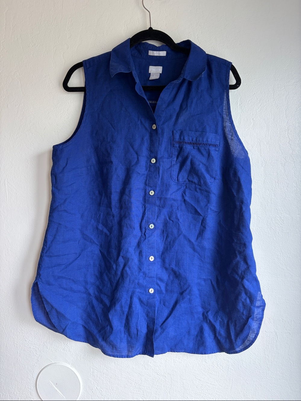 Chico's No Iron Blue 100% Linen Sleeveless Blouse Shirt Size 2